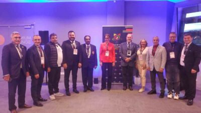 MİLLİ SPORCULAR, DÜNYA BÜYÜKLER KARATE ŞAMPİYONASI'NDA 2 ALTIN, 2 GÜMÜŞ,