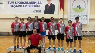 OSMANGAZİ BELEDİYESPOR BADMİNTON SPORCULARI KATILDIKLARI TURNUVADA 5 ŞAMPİYONLUK ELDE EDEREK