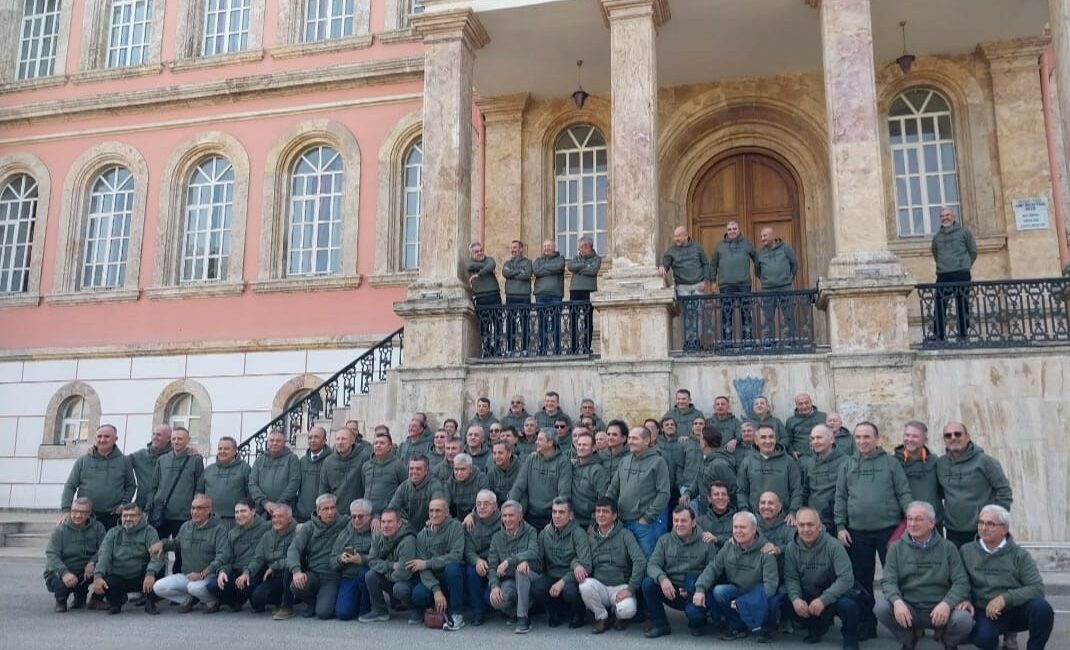 Işıklar Askeri Lisesi’nde 40 yıl sonra bir ilk… BURSA'DA IŞIKLAR ASKERİ LİSESİ'NİN 1983 YILI MEZUNLARI, 40 YIL SONRA