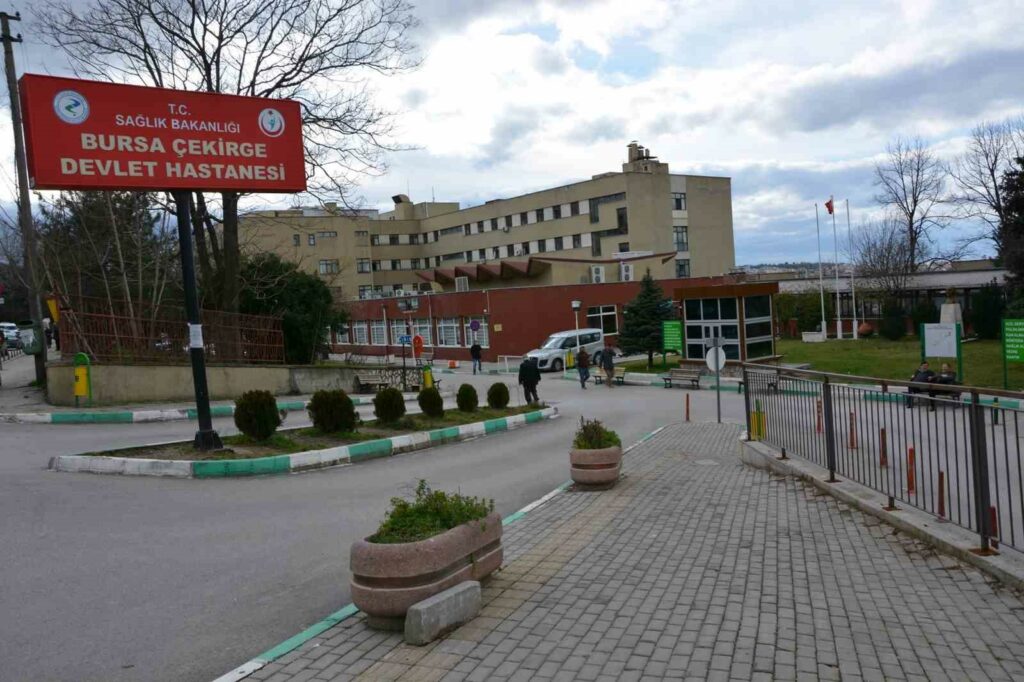 Sağlık çalışanlarından kan bağışı SAĞLIK ÇALIŞANLARI KAN BAĞIŞLADI