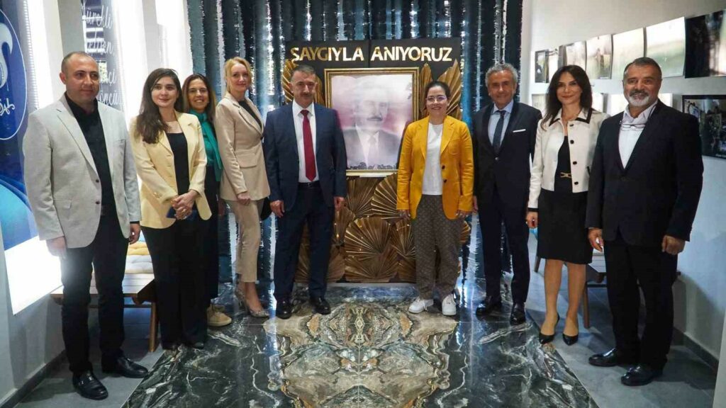 Şükrü Şankaya vefatının 18. yılında anıldı YEŞİM GRUP’UN KURUCULARINDAN VE BURSA SANAYİSİNİN UNUTULMAZ İSİMLERİNDEN MERHUM ŞÜKRÜ