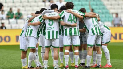 TFF 2. Lig Beyaz Grup 7. hafta maçında Bursaspor, sahasında