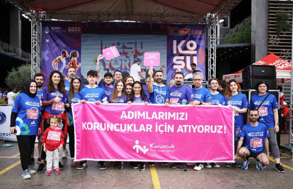 Uludağ Elektrik, “Hayalim Okul” projesi için koştu Uludağ Elektrik, Eker I Run Koşusu’nda sporseverlerle bir araya geldi.
