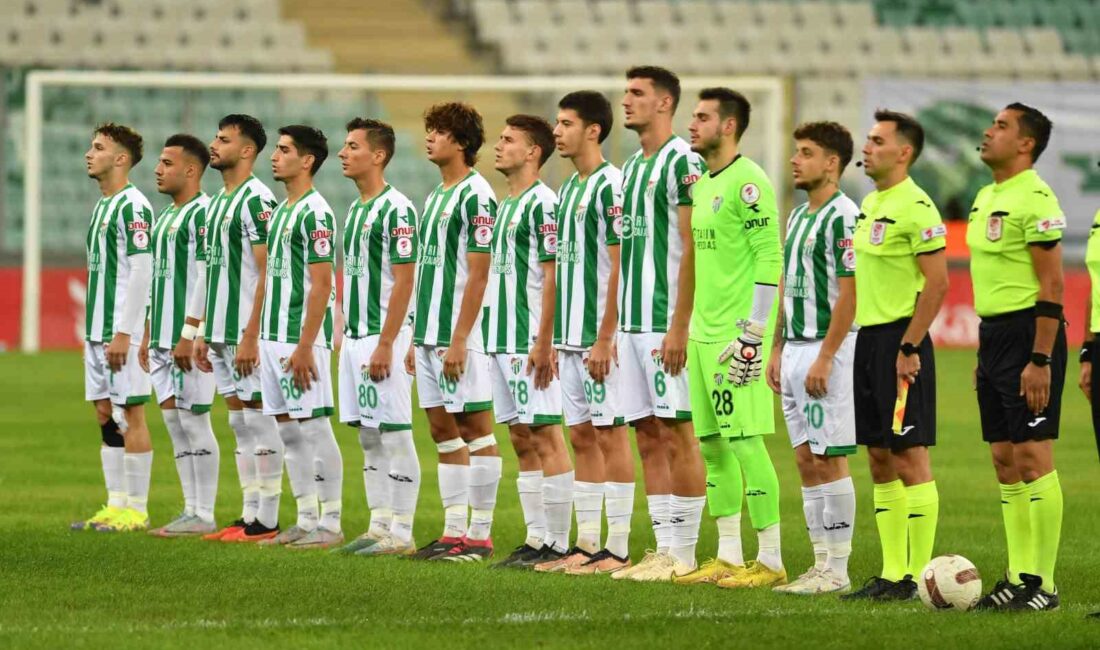 BURSASPOR SAHASINDA GÖLCÜKSPOR'A YENİLEREK TÜRKİYE KUPASI'NA VEDA ETTİ.