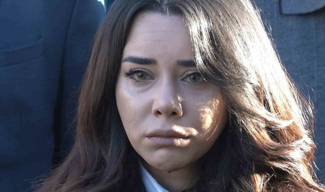 Bursa’da saat 09.05’i gösterdiğinde sirenlerin çalmasıyla hayat dururken, gözyaşları ise