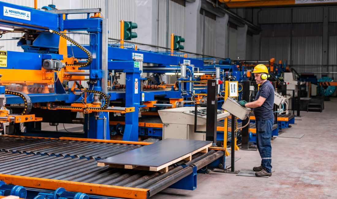 Bursa’nın lazeri dünyanın bir çok noktasında parlıyor Parladı Metal bünyesinde kurulan Lazer işletme firması ürünlerini Rusya'dan Mısır'a