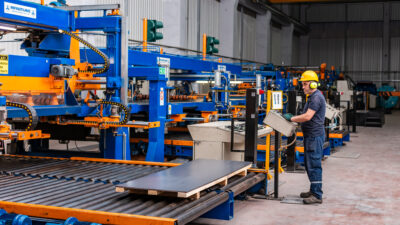 Parladı Metal bünyesinde kurulan Lazer işletme firması ürünlerini Rusya'dan Mısır'a