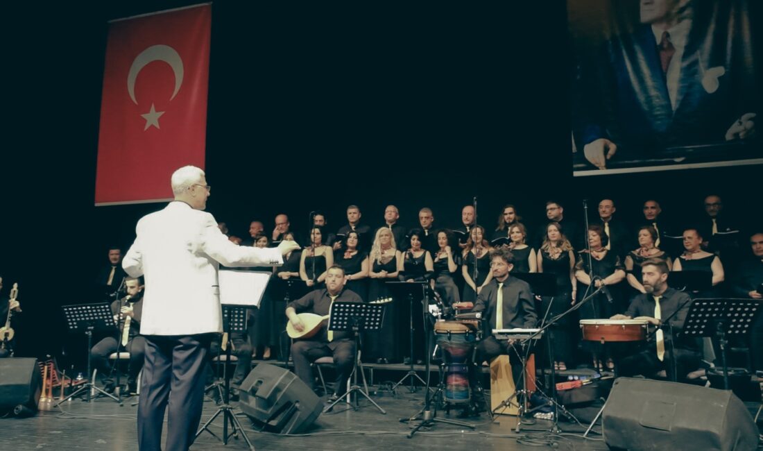 Tophane Rotary Kulübü ile Altınşehir Kültür ve Sanat Derneği’nden Türk Halk Müziği konseri Tophane Rotary Kulübü ile Altınşehir Kültür ve Sanat Derneği, Cumhuriyetin