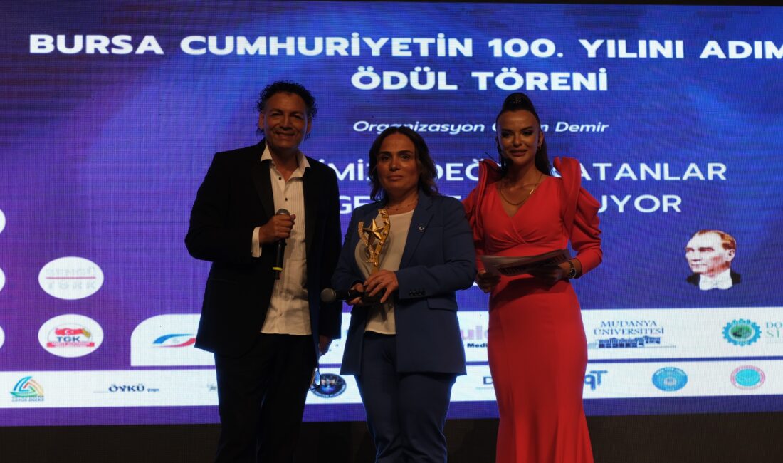 Özhan Market’e “Yılın En Başarılı Marketler Zinciri” ödülü Kaliteli hizmet anlayışıyla her zaman ön plana çıkan Özhan Market,