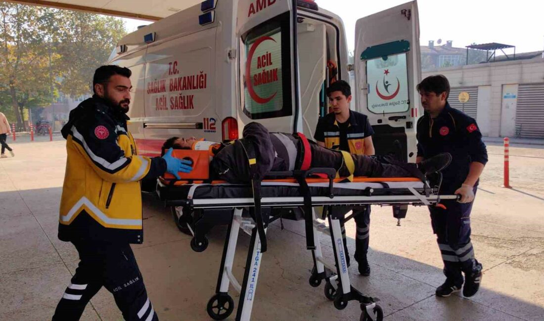 Bursa’da elektrikli bisiklet kazası: 3 yaralı BURSA'NIN İNEGÖL İLÇESİNDE ELEKTRİKLİ BİSİKLETİN YAYAYA ÇARPMASI SONUCU 3 KİŞİ