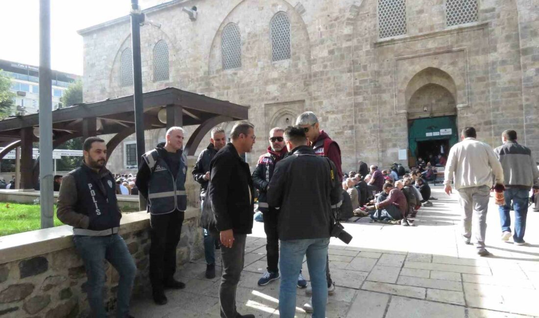 Bu yalanlara kanmayın…Bursa Polisi vatandaşları uyardı BURSA’DA POLİS EKİPLERİ VATANDAŞLARA, KENDİLERİNİ SAVCI VE POLİS OLARAK TANITIP