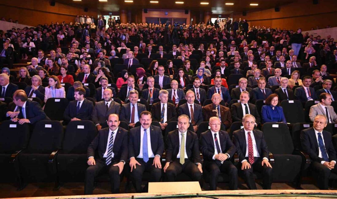 TÜRKİYE’DE İLK KEZ BELEDİYELERDE YALIN YÖNETİM UYGULAMASINI HAYATA GEÇİREN VE