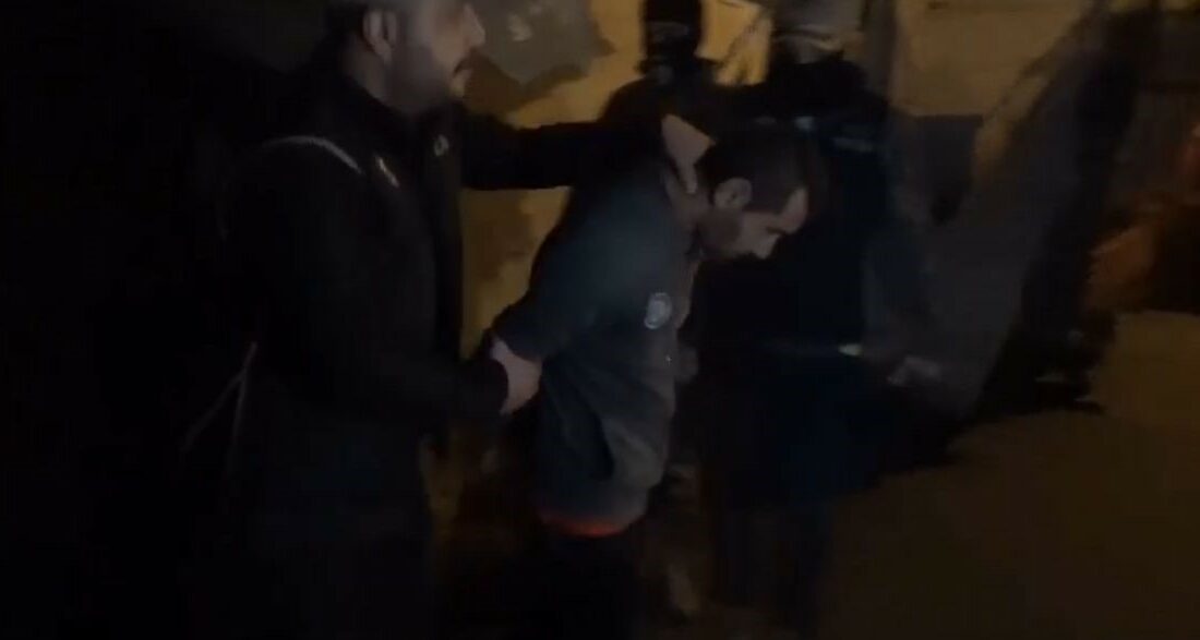 Bursa'da terör örgütü DEAŞ'a yönelik gerçekleştirilen operasyonda 2 kişi gözaltına