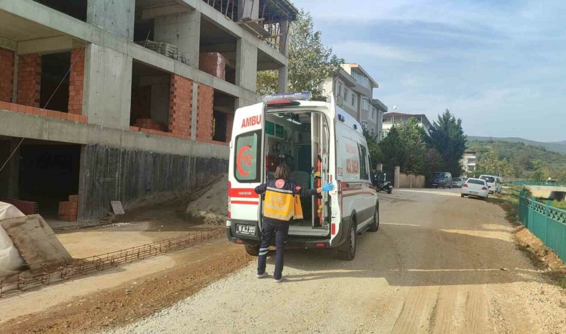 Bursa’da inşaattan düşen işçi yaralandı ORHANGAZİ’DE ALEMDAR TESİSLERİ YAKINLARINDAKİ BİR İNŞAATIN 1.KATINDAN DÜŞEN İŞÇİ YARALANDI.