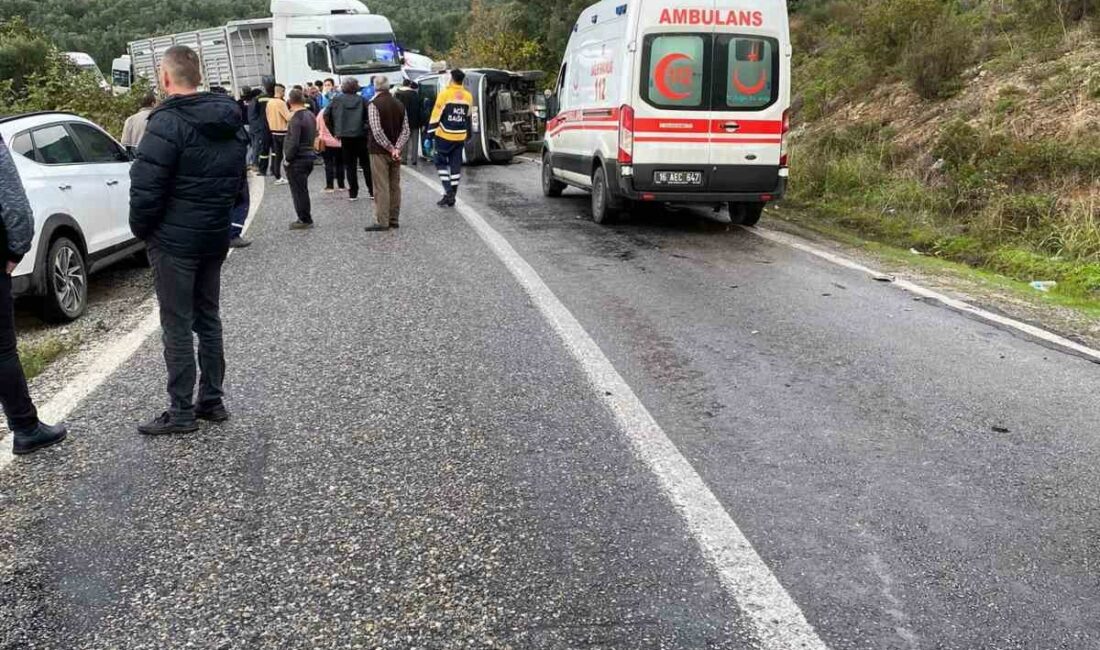 GEMLİK-ARMUTLU YOLUNDA MEYDANA GELEN KAZADA 3 KİŞİ YARALANDI.