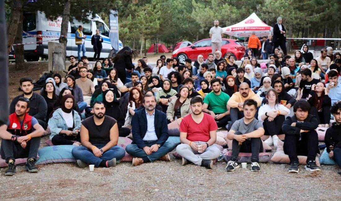 Bursa’nın ilk genç girişimci kampı Ericek’te düzenlendi BURSA’NIN İLK GENÇ GİRİŞİMCİLİK KAMPI GÜRSU ERİCEK ADRENALİN PARK’TA GENÇLERİN