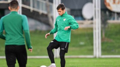 BURSASPOR, HAFTA SONUNDA KARŞI KARŞIYA GELECEĞİ ESENLER EROKSPOR MAÇININ HAZIRLIKLARINA