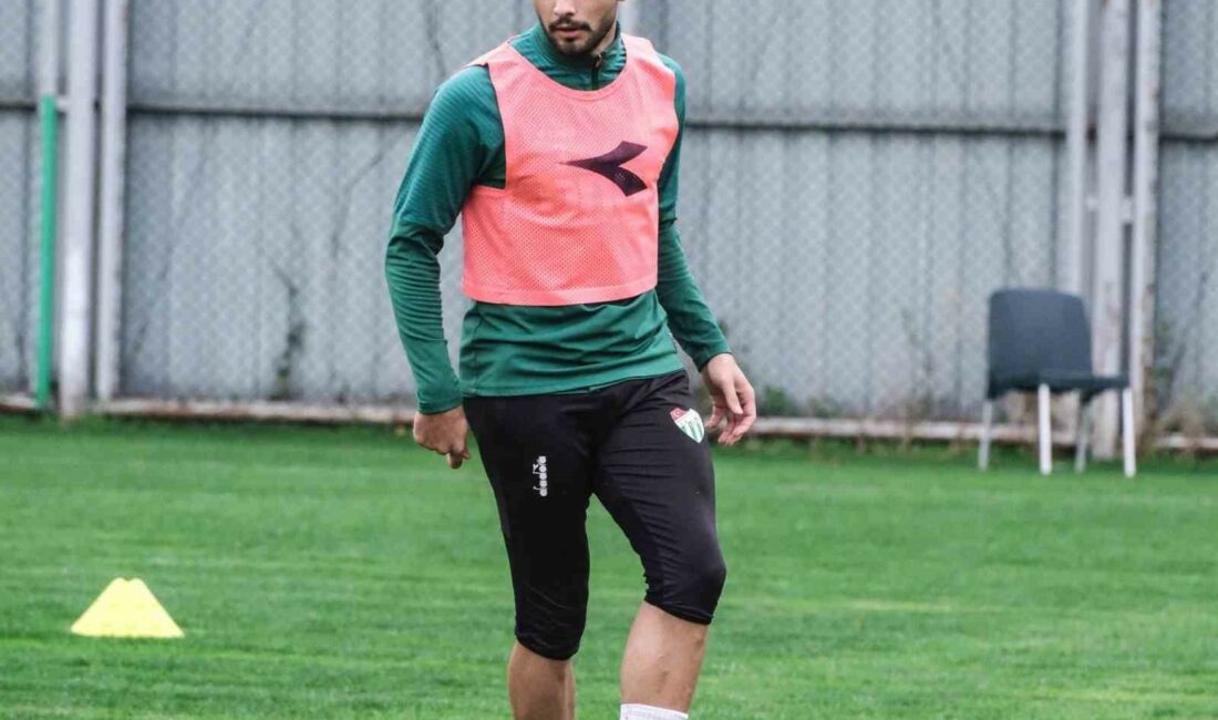 KIRKLARELİSPOR’A 3-0 MAĞLUP OLAN BURSASPOR, ARA VERMEDEN CUMARTESİ GÜNÜ OYNANACAK