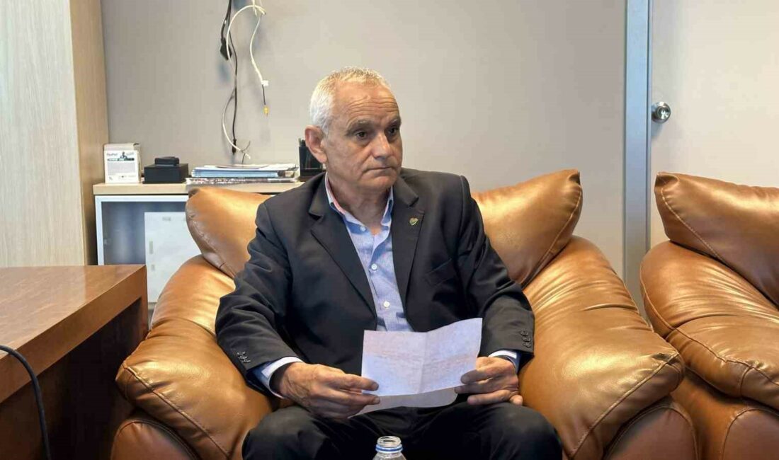 Bursaspor’dan -3 puan açıklaması BURSASPOR BAŞKANI RECEP GÜNAY VE YÖNETİM KURULU, RESMİ SİTEDEN BİLGİLENDİRME