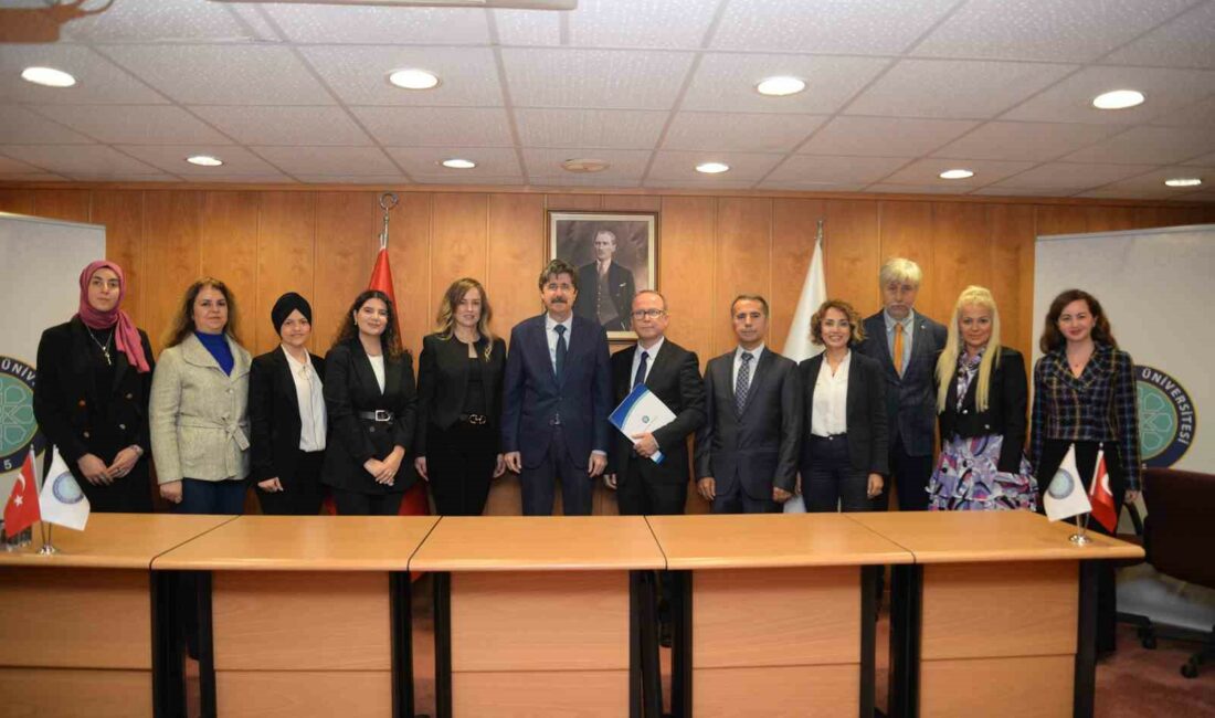 BUÜ’den değerli projeler için işbirliği BURSA ULUDAĞ ÜNİVERSİTESİ (BUÜ) İLE ZORLU TEKSTİL ARASINDA ARAŞTIRMA VE