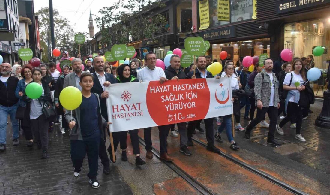 Diyabete dikkat çekmek için yürüdüler BURSA HAYAT HASTANESİ, 14 KASIM DÜNYA DİYABET GÜNÜ'NÜN ÖNEMİNE, DİYABETİN