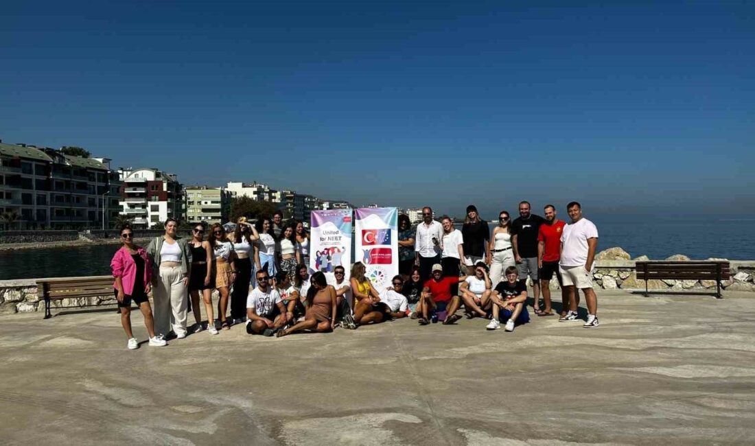 Gençler, AB projesiyle işsizliğe çözüm arıyor BURSALI GENÇLER, HAZIRLADIKLARI AB PROJESİ İLE SADECE TÜRKİYE’DE DEĞİL AVRUPA