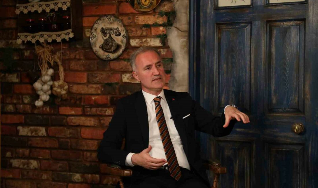 İnegöl’e Yeni Yaşam Alanı ve Merkez Park KATILDIĞI CANLI YAYINDA DEVAM EDEN PROJELERE İLİŞKİN AÇIKLAMALARDA BULUNAN İNEGÖL