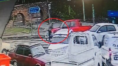 Bursa’da kamyonetin çarptığı bisikletli ağır yaralandı