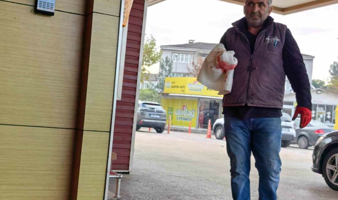 BURSA'DA ELİNİ MAKİNEYE KAPTIRAN İŞÇİNİN 4 PARMAĞINDA KOPMALAR MEYDANA GELDİ.