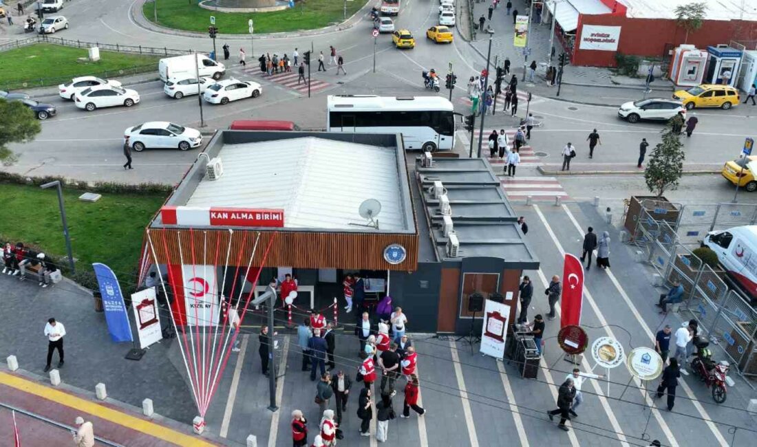 Kızılay’a erişim artık çok daha kolay BURSA’DA DAHA ÖNCE KENT MEYDANINDA MOBİL ARAÇLARLA HİZMET VEREN KIZILAY,