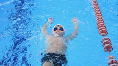 TÜRKİYE YÜZME FEDERASYONU VE OSMANGAZİ BELEDİYESİ ORTAKLIĞINDA DÜZENLENEN ATATÜRK’Ü ANMA