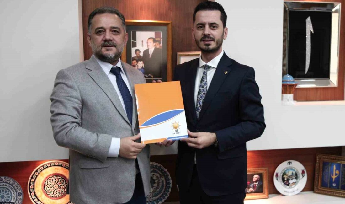 Osmangazi’nin dönüşümü için adaylık imzası atıldı BELEDİYE BAŞKANI OLMASI DURUMUNDA 3 YIL İÇİNDE OSMANGAZİ’DEKİ ESKİ YAPILARIN