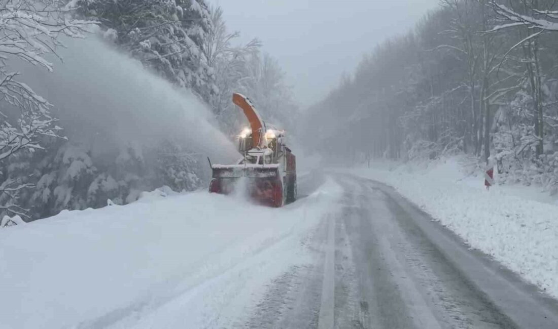 TÜRKİYE’NİN GÖZDE KIŞ TURİZMİ MERKEZLERİNDEN ULUDAĞ’DA KAR KALINLIĞI 50 SANTİMETREYİ