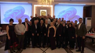 BEGÜM REFERANS GRUP, YENİ YIL ÖNCESİ ÇALIŞANLARI İLE BİRLİKTE YEMEK