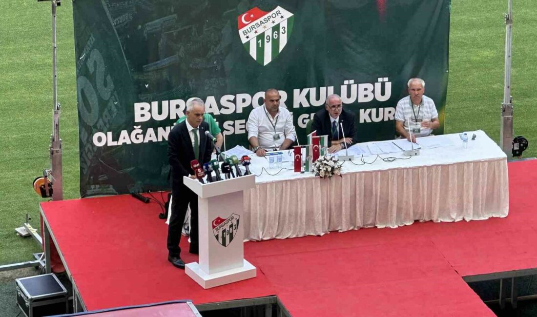 BURSASPOR YÖNETİMİ YAPTIĞI TOPLANTI SONUCUNDA OLAĞANÜSTÜ KONGRE KARARI ALDI.