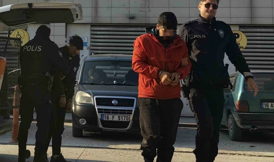 Demir çalan hırsızlar yakalandı BURSA'NIN İNEGÖL İLÇESİ AKHİSAR MAHALLESİ'NDE İNŞAATTAN DEMİR ÇALAN 2 ŞÜPHELİ