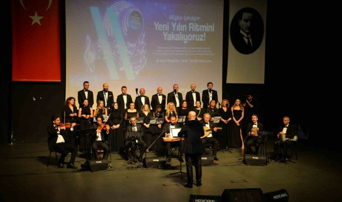 Doktorlar korosu sağlık için söylüyor, yeni yılın ritmini yakalıyor SPOR VE SANATLA İLGİLİ BİRÇOK PROJENİN ÖNCÜSÜ OLAN MEDİCANA BURSA