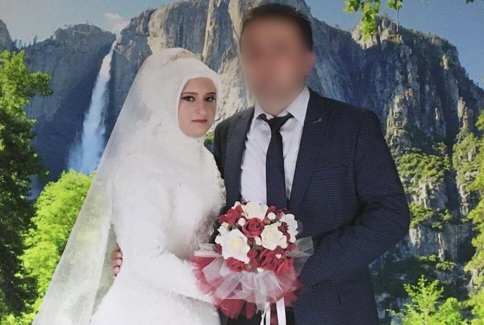 Eşini öldürüp deli numarası yapan sanığa ağırlaştırılmış müebbet cezası BURSA’DA EŞİNİ ÖLDÜRDÜĞÜ İDDİASIYLA YARGILANAN NURULLAH MERAL (37) HAKKINDA KARAR