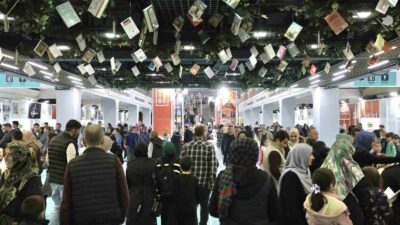 İNEGÖL BELEDİYESİ’NİN BU YIL 7’NCİSİNİ DÜZENLEDİĞİ KİTAP GÜNLERİ PAZAR GÜNÜ