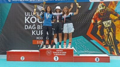 İNEGÖL BELEDİYE SPOR KULÜBÜ DOSTUM BİSİKLET SPORCULARI NİSANUR ACAR VE