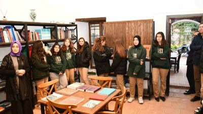 İZNİK BELEDİYESİ TARAFINDAN SÜLEYMAN PAŞA MEDRESESİ’NDE OLUŞTURULAN TARİH ARŞİVİ VE