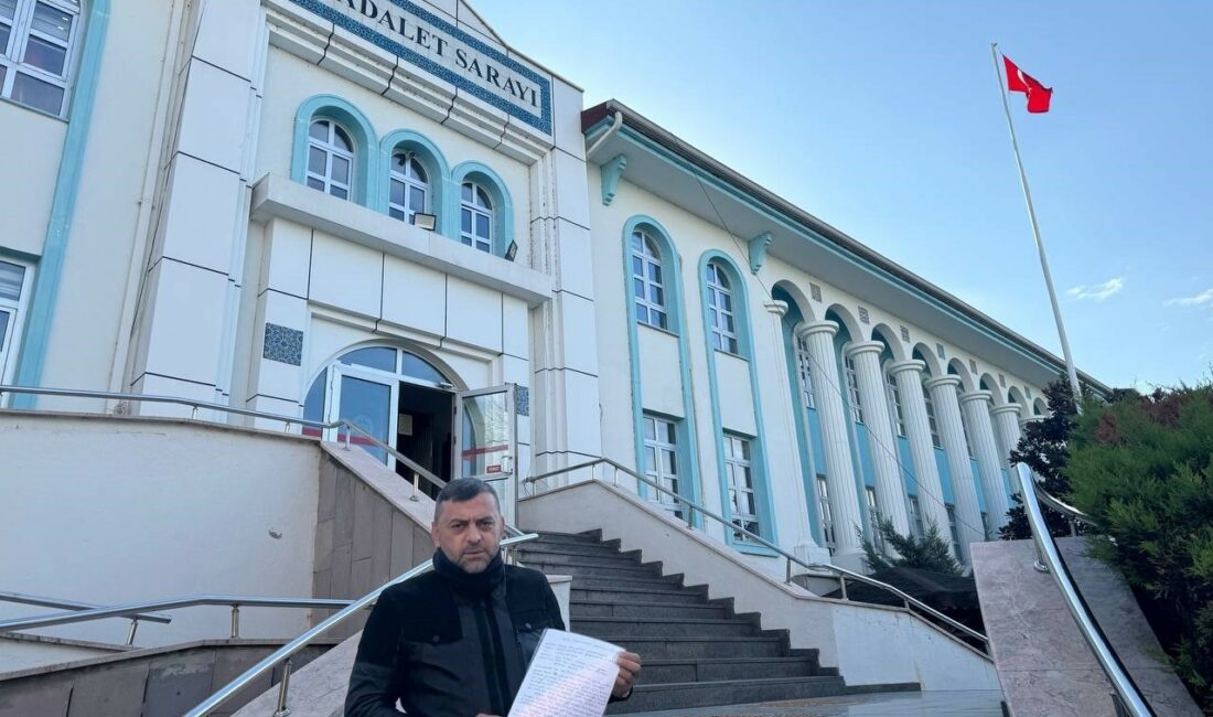 İznikli gazi, ’şehit babasına hakaret’ gerekçesiyle Can Ataklı’ya dava açtı RECEP CEYLAN, ŞEHİT BABASINA HAKARET ETTİĞİ GEREKÇESİYLE GAZETECİ CAN ATAKLI