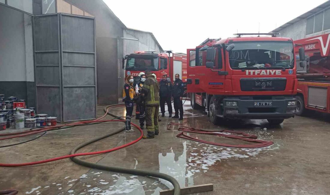 Mobilya imalathanesinde yangın paniği BURSA’DA BİR MOBİLYA İMALATHANESİNDE YANGIN ÇIKTI. YANGINA ÇOK SAYIDA İTFAİYE