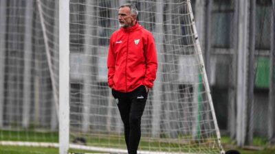 MURAT SÖZKESEN, BURSASPOR'A VEDA ETTİ.