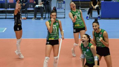 NİLÜFER BELEDİYESPOR KADIN VOLEYBOL TAKIMI, DEPLASMANDA KARŞILAŞTIĞI BEŞİKTAŞ AYOS’U 3-1