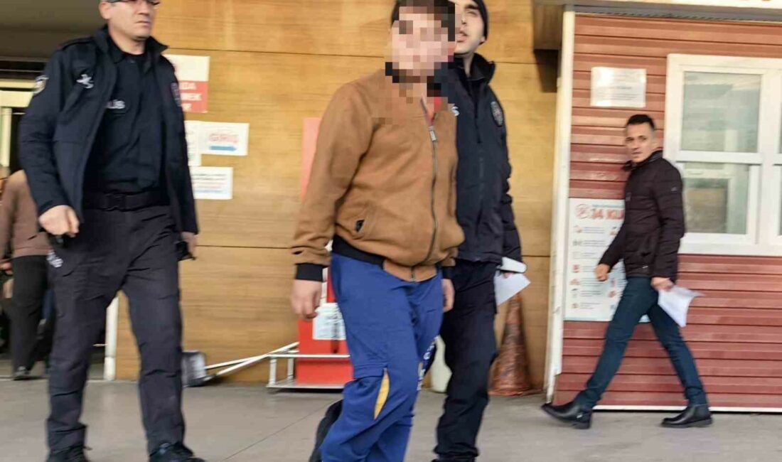 BURSA'NIN İNEGÖL İLÇESİ YENİ MAHALLEDE MEYDANA GELEN OLAYDA HALK OTOBÜSÜNDEN