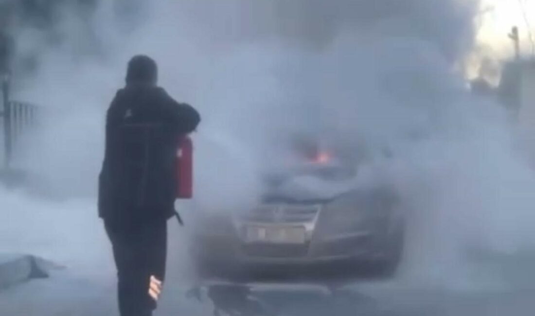 Seyir halindeki araçlar alev alev yandı BURSA’DA OTOBANDA SEYİR HALİNDE TIR VE KAMYON ARIZA SONUCU ALEV