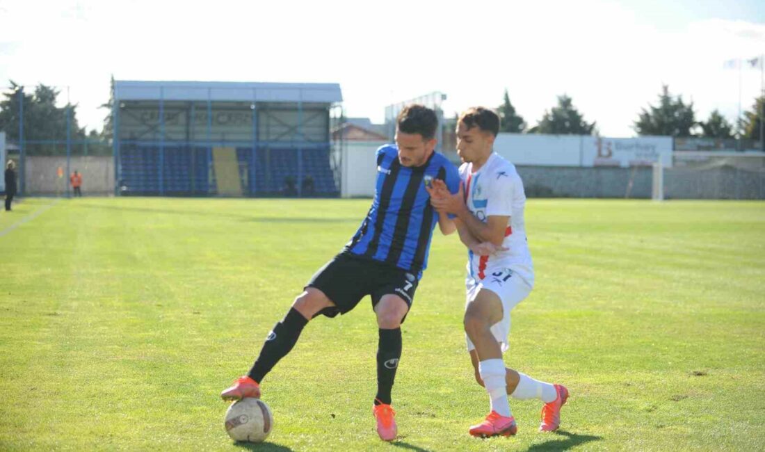TFF 2'NCİ LİG BEYAZ GRUP 18'NCİ HAFTA MÜCADELESİNDE KARACABEY BELEDİYESPOR,