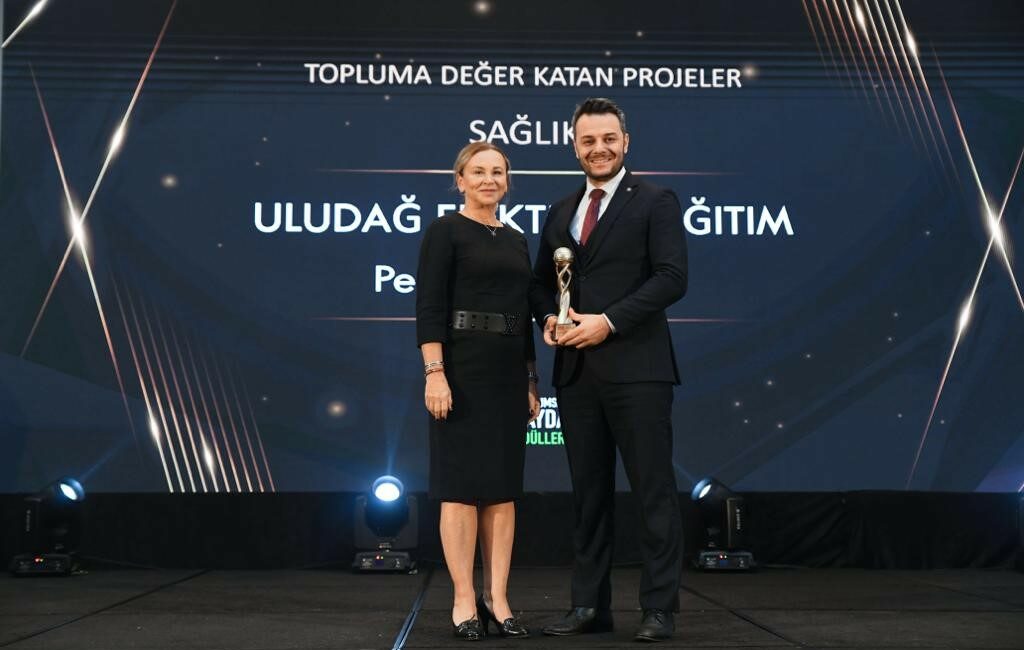 TOPLUMSAL SORUMLULUK BİLİNCİYLE HAREKET EDEN UEDAŞ, DÜNYA GAZETESİ TARAFINDAN GERÇEKLEŞTİRİLEN