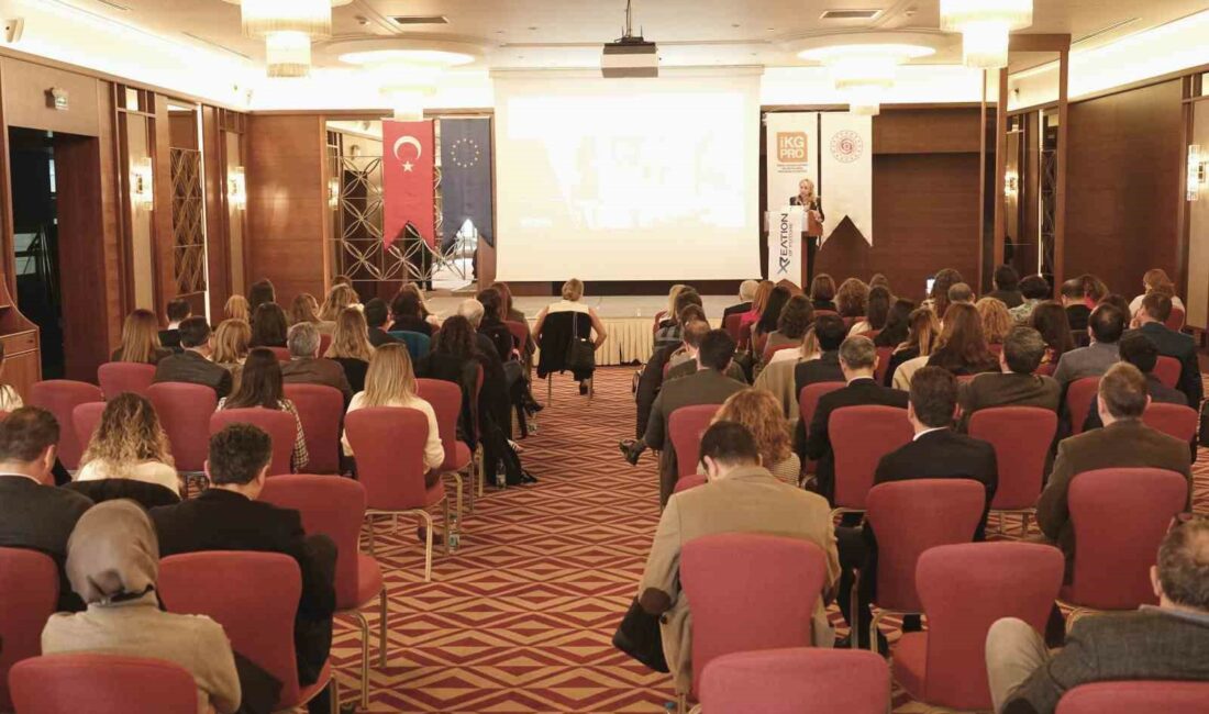 XREATİON OF FUTURE PROJESİ ÇERÇEVESİNDE, EĞİTMEN, İŞSİZ, PROFESYONEL, ÜNİVERSİTE VE